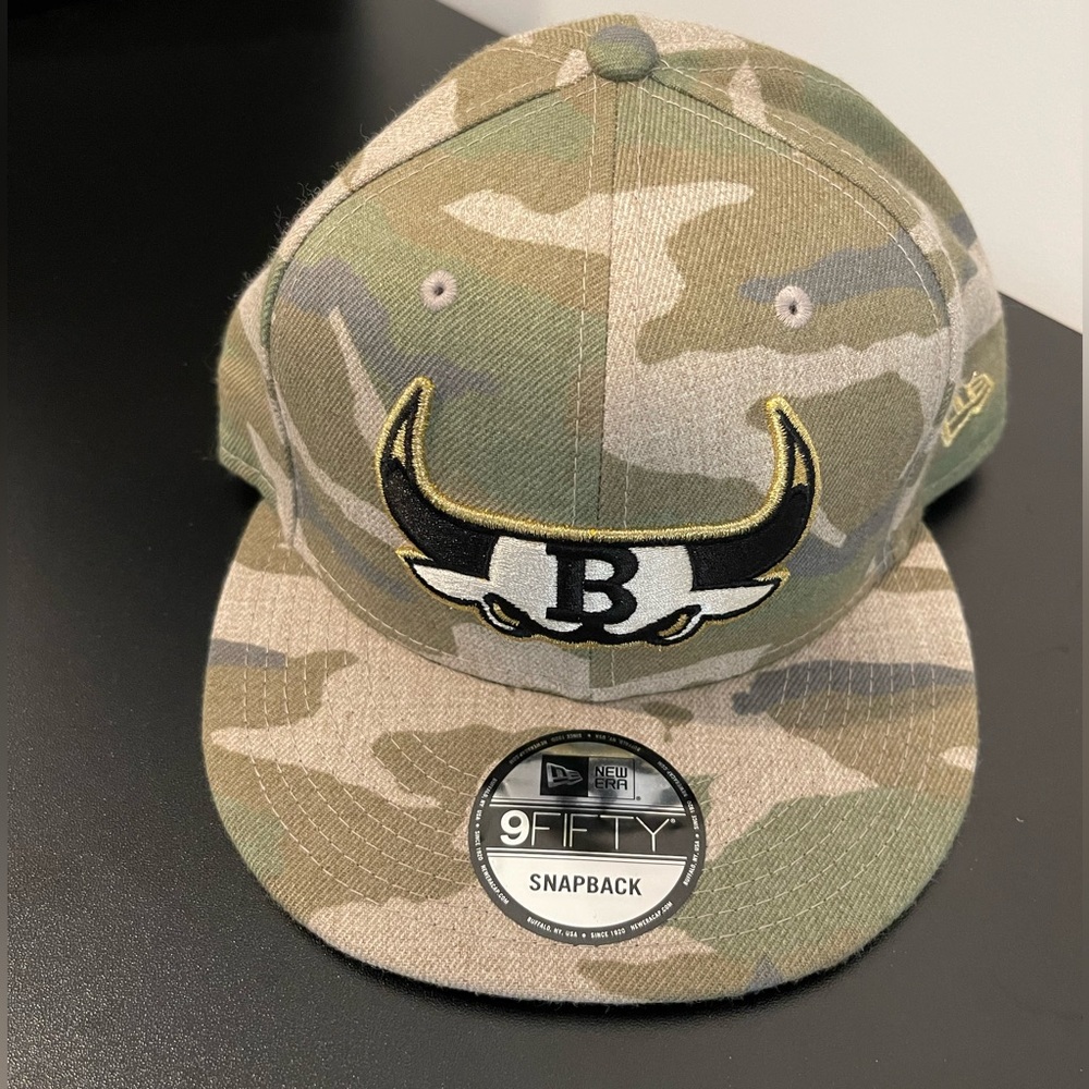 Bulls Eyes Army fatigue SnapBack